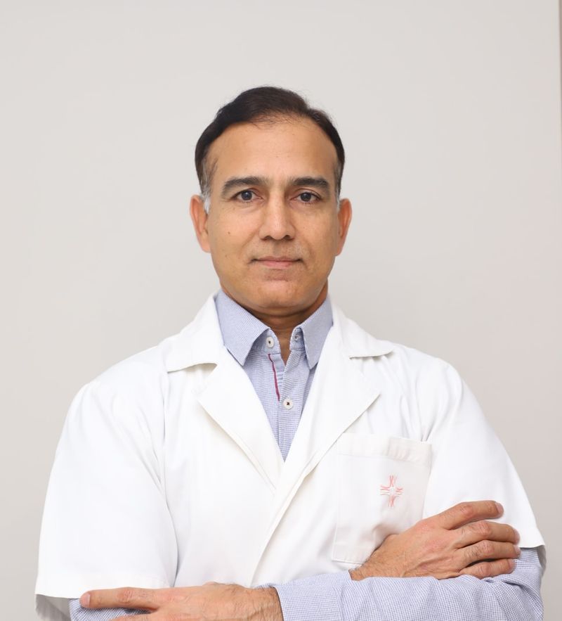 Minimally Invasive Hip Replacement: Treatment Approach for AVN and Ankylosing Spondylitis Patients
